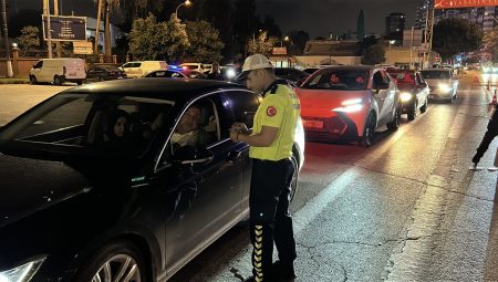 Adana’da Trafik Kontrolü: 126 Ceza, 8 Araç Men
